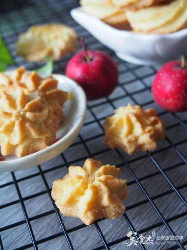 做一朵曲奇花——黄油小花曲奇