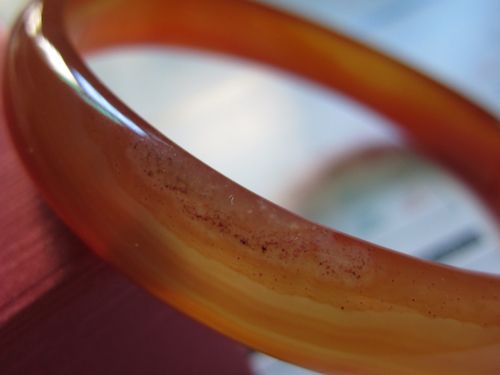 求鉴定玛瑙手镯真假,多图!