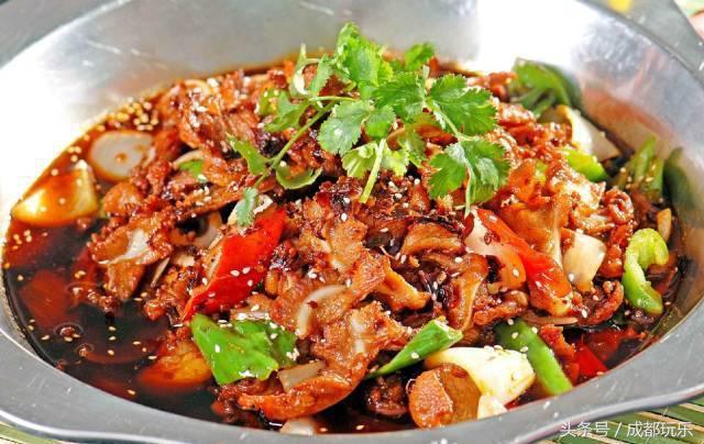 三鲜面  想用点麻辣来点燃激情  我们成都有  火锅,串串,冒菜  干锅