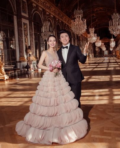 ""这样的婚纱照真的好童话啊""郎朗少好帅气""这是公主吗?