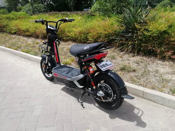 奥斯特电动车133s