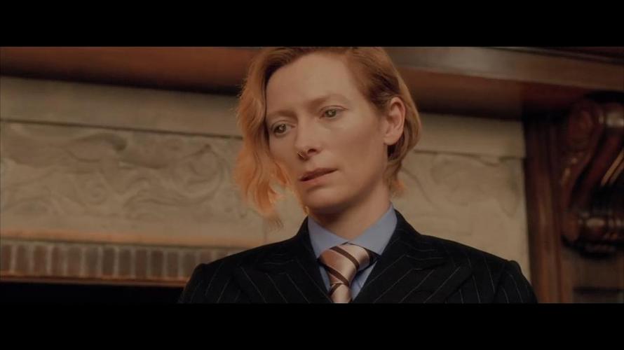 康斯坦丁 constantine