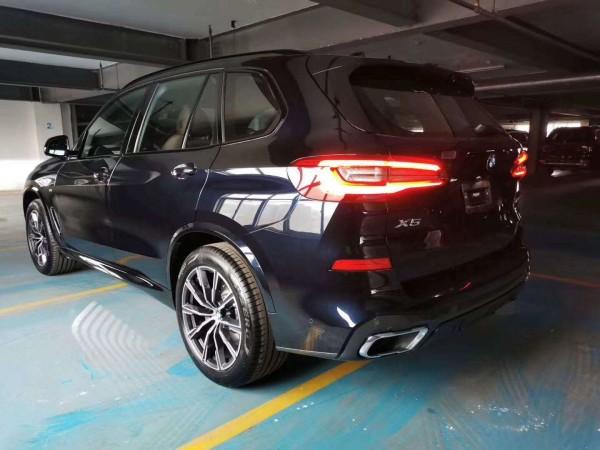 2020款墨版宝马x5m运动整车销售