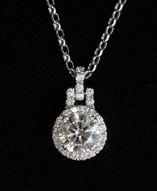 uvjing筱静: 96一克拉钻石项链96 大牌范.