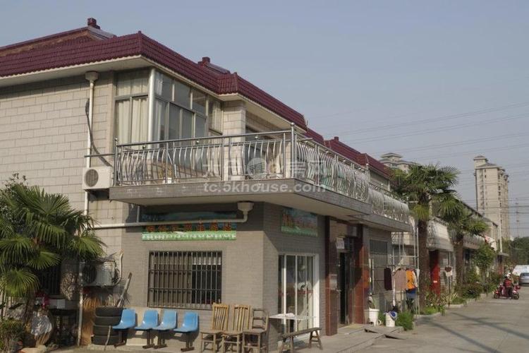 周边配套设施齐全性价比超高梅花园 510万 5室3厅4卫 精装修