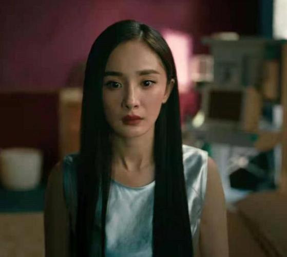 杨幂演绎科幻机器人,经历了爱与虐,最终结果是什么?