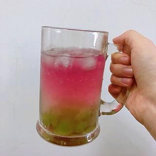 x_食味食光的高颜值的葡萄雪碧