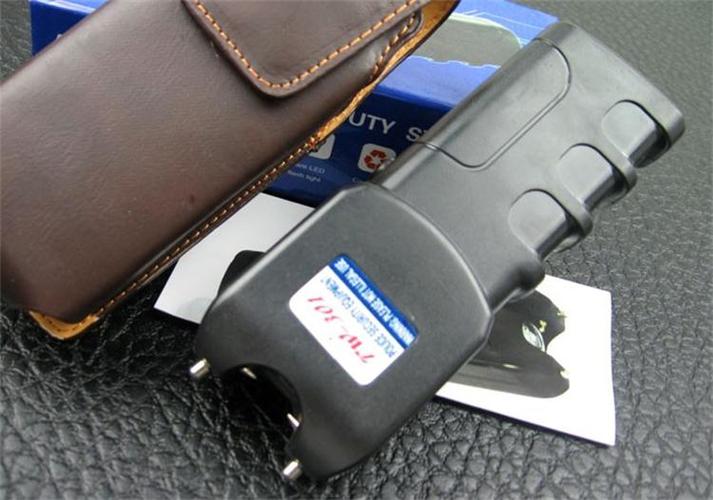 顶点 警用型电击棒带电击手电筒电警棍 防狼高压电棍