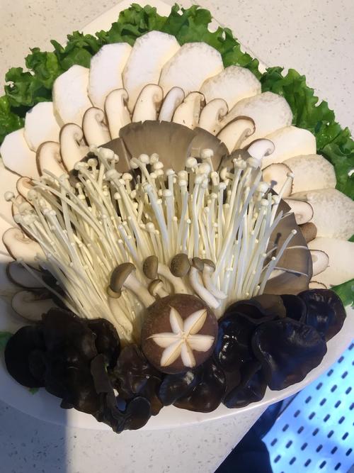 菌类拼盘摆盘整改完成