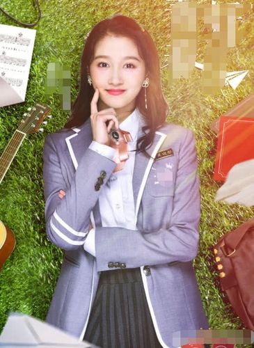 当关晓彤穿上校服,再一次向我们证明,真正的校花应该是这样的!