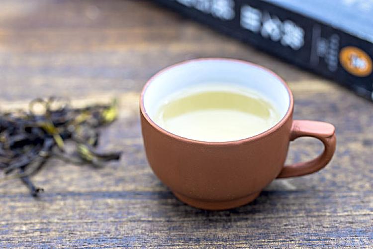 书桌上的一杯茶_高清图片_全景视觉