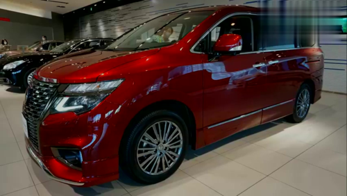 高清实拍2021款日产商务车elgrand