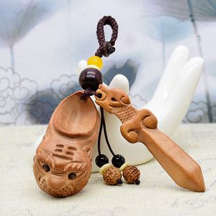 开光肥城小桃木剑钥匙扣虎头鞋挂件踩小人防小人化是非口角煞包挂