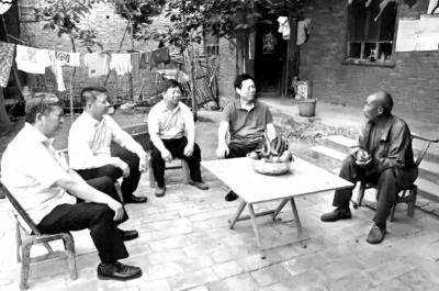 工商银行河南省分行党委书记,行长许杰到汝阳县内埠镇西金庄村