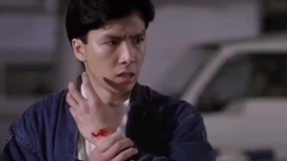 洗黑钱:年轻时的甄子丹真的很帅气