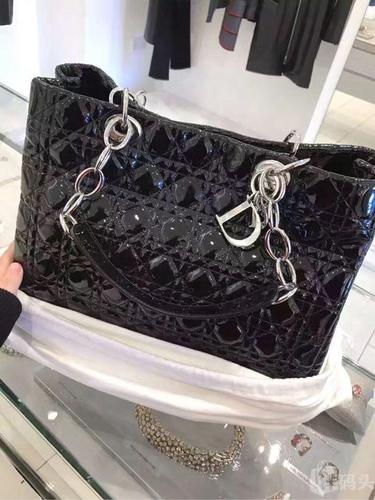 亲 你的dior 七格羊皮大包定金专拍链接