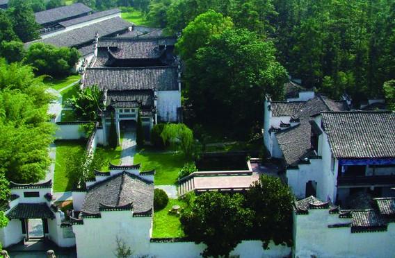  p>景德镇古窑民俗博览区位于 a target="_blank" href="/item/江西省