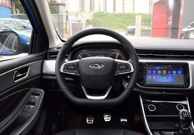 奇瑞艾瑞泽5,手动挡低配只需6.19万就能开走,维修和故障率很低