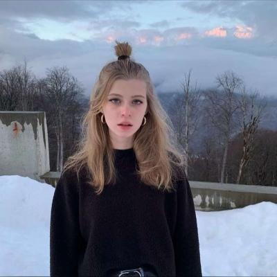 最新欧美情侣头像一人一张2020 我是真的爱上你了