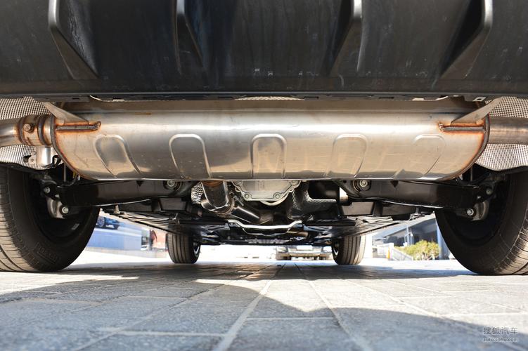 【 奔驰glc轿跑suv高清图片】_底盘发动机_搜狐汽车网