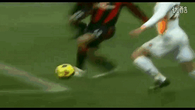 gif-内斯塔经典防守集锦