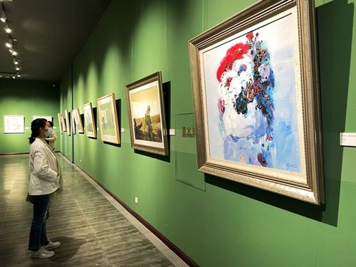 大连中山美术馆建馆10周年美术作品展开幕