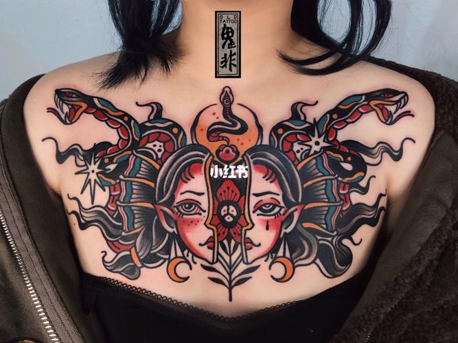 原创old school美杜莎花胸 性感纹身分享