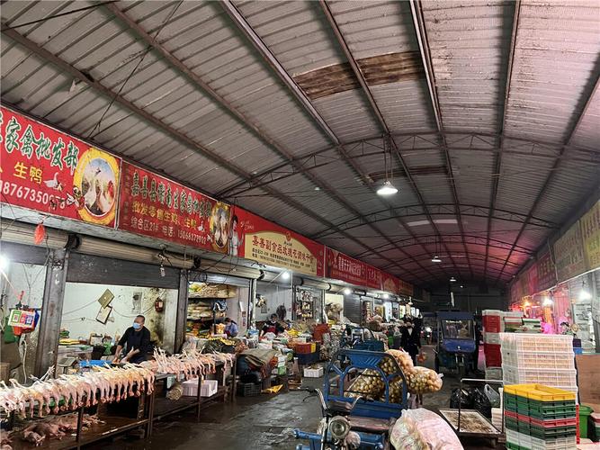 烟火气重回嘉善浙北果蔬批发市场复市后首个交易日