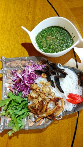 一直是必点的一道菜,酸撒撇