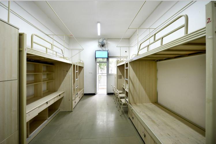 德阳科贸职业学院
