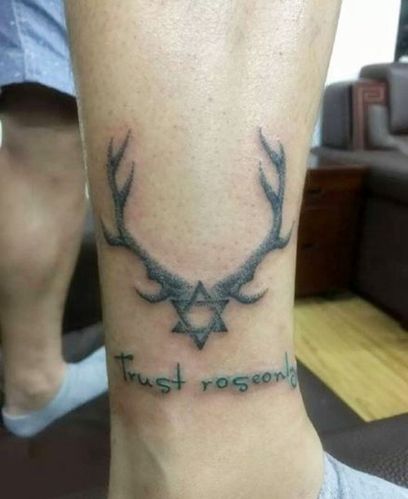 时尚创意组合六芒星鹿角纹身图片