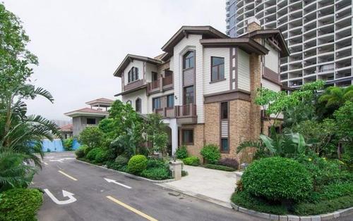 128(十里银滩)浅水湾4号4房6床