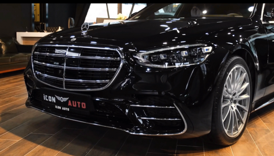 2022款奔驰s400实拍外观