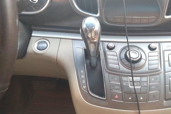 别克-gl8 2013款 2.4l ct豪华商务舒适版