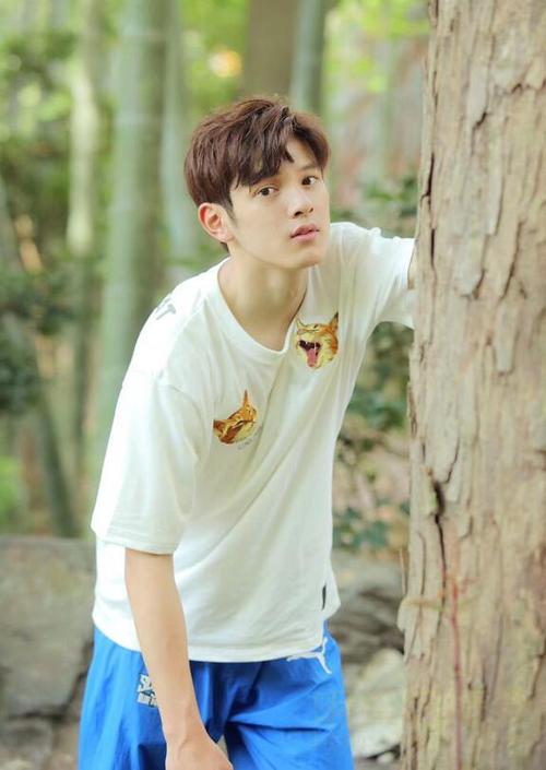 王润泽生活照 王润泽图片大全