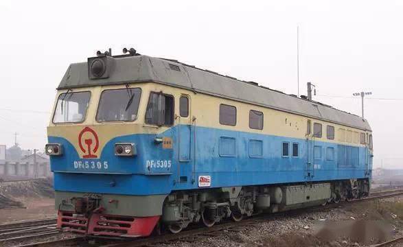 车东风4b改4d型燃机车(假乌克兰)东风4dk型准高速型内燃机车(3000系