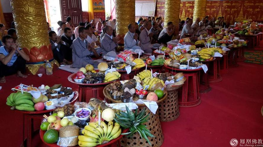 云南沧源金龙寺举办解夏安居法会