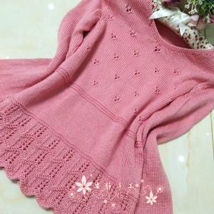 樱花粉色实用百搭的小v领毛衣