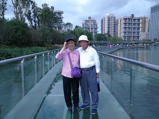 美丽的泉湖公园,我们来啦