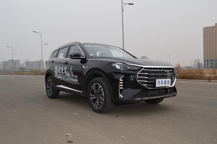 试驾捷途x70plus跑得快刹得稳强者座驾名副其实