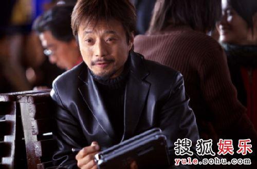 细数百花影帝张涵予的"制服情结"