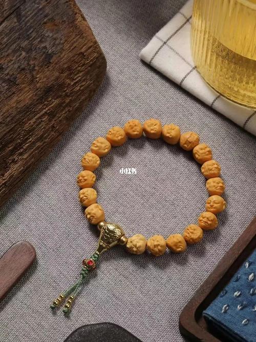 龙纹桃核雕刻十八罗汉_雕刻_手串_文玩_透视感_文玩手串_兴趣爱好