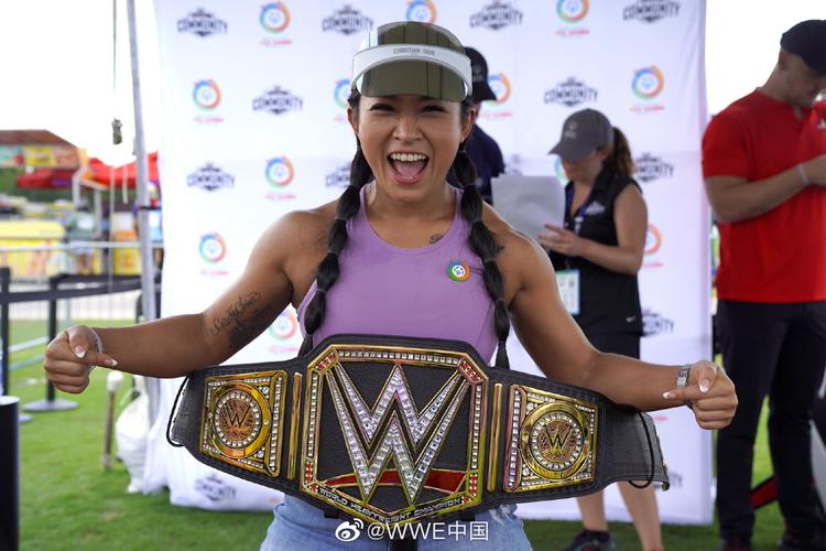 wwe李霞德鲁麦金泰尔快乐科尔宾