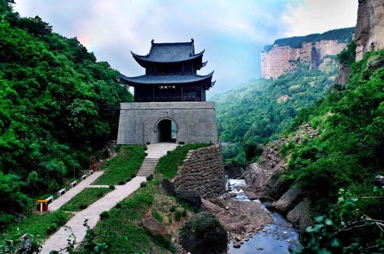 让枯木逢春,万物生长   二月即末   剑门关景区也正式有序开园   将