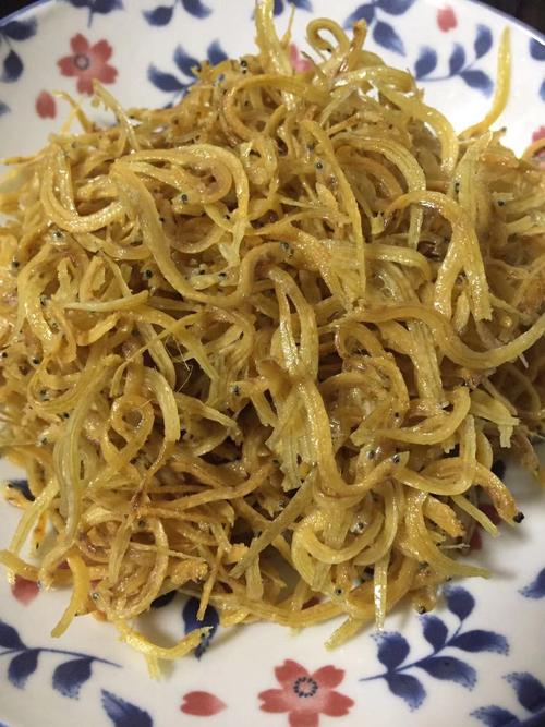 香酥小银鱼的做法图解5