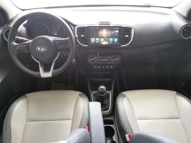 2018年起亚焕驰14手动挡