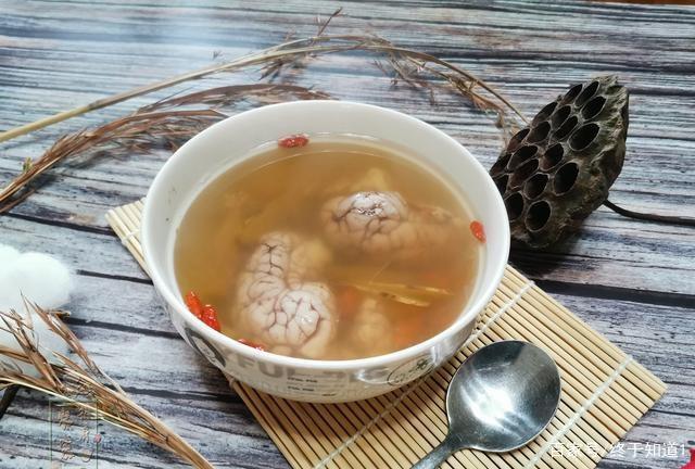 炖猪脑汤,用这个,去掉猪脑里的腥腥味,炖后清爽可口