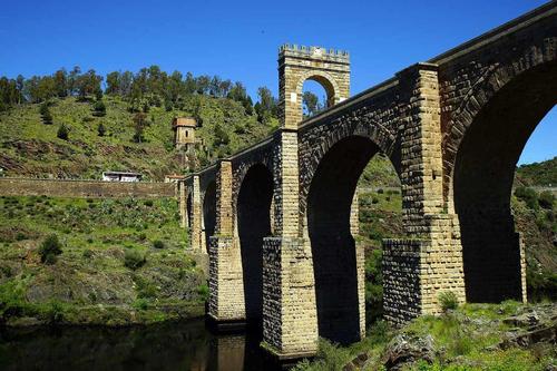 酒店 hospedería conventual de alcántara(阿尔坎塔拉修道院酒店)