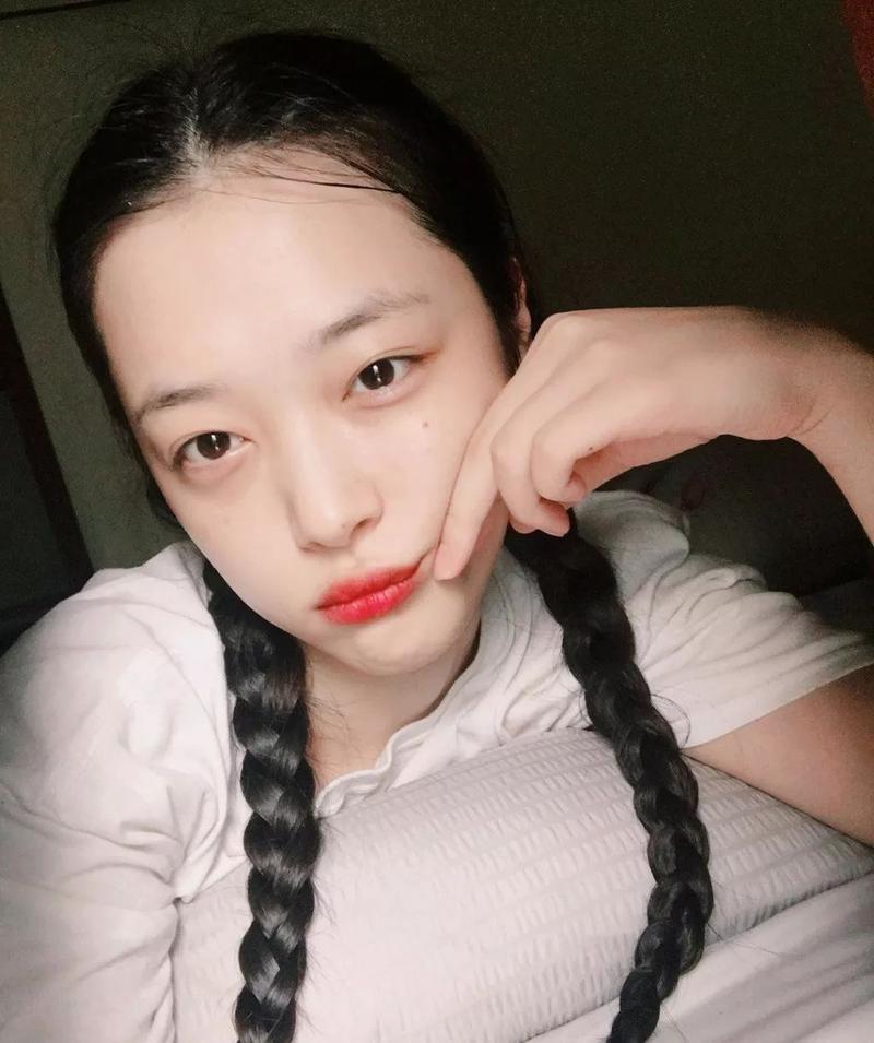 崔雪莉的冰桶减肥法太夸张时尚彩妆精可以get