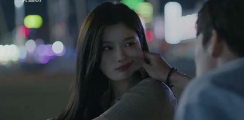 这揪脸杀,太亲切了,我也想揪一揪
